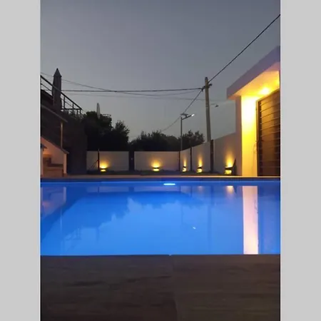 Anjo Pool Near The Athens Airport *