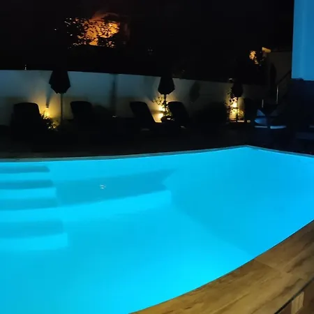 Anjo Pool Near The Athens Airport Apartment